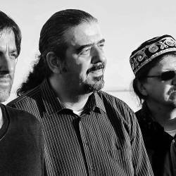 Etnoploč trio sestavljajo Matej Špacapan, Aleksander Ipavec in Piero Purich