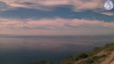 Pogled na Tržaški zaliv danes ob 13. uri (SPLETNA KAMERA CISAR)