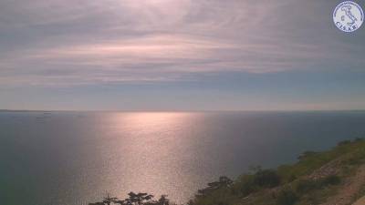 Pogled na Tržaški zaliv danes ob 16. uri (SPLETNA KAMERA CISAR)