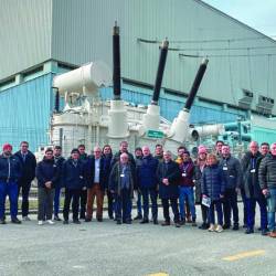 Jedrsko elektrarno v Krškem je obiskala trideseterica podjetnikov iz Furlanije - Julijske krajine, med njimi so bili tudi člani SDGZ (NEK)