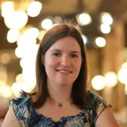 Pisateljica in prevajalka Mojca Petaros (FOTODAMJ@N)