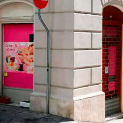 Masažni salon v Ulici sv. Frančiška (ARHIV)