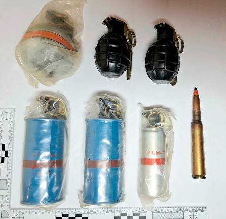 Slovenska policija nezakonito orožje prevzela v 387 primerih (foto)