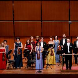 Sezono bo v nedeljo, 25. januarja, ob 20.30 odprl Godalni orkester akademije Santa Cecilia pod vodstvom violončelista Luigija Piovana (MUSACCHIO, IANNIELLO &amp; PASQUALINI)