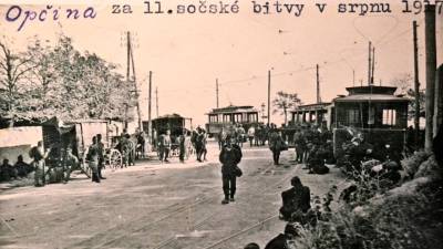 Ranjence soške fronte so peljali s tramvajem (FOTODAMJ@N)