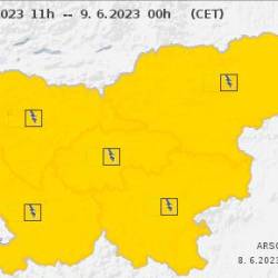 Arso je za danes za vso Slovenijo objavil oranžno vremensko opozorilo (ARSO)