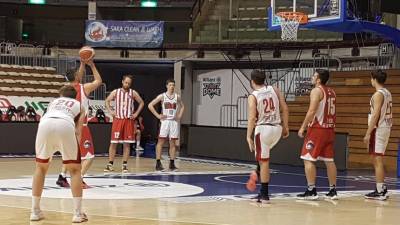 Košarkarji Doma so v dvorani Allianz Dome zapravili lepo priložnost za zmago (EP)