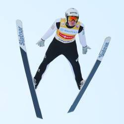 Domen Prevc je v letošnji sezoni v življenjski formi (FB/FIS SKI JUMPING)