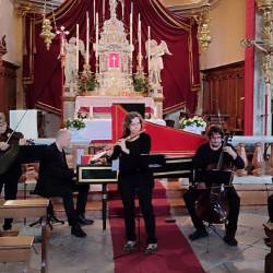 Slišati bo baročne flavte, violine in mandoline, vilončelo, čembalo, lutnjo in teorbo