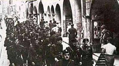 Fašisti so 1.in 2. oktobra s silo okupirali Bocen (IL DOLOMITI)