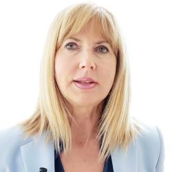 Patrizia Pavatti (ZAJEM ZASLONA)