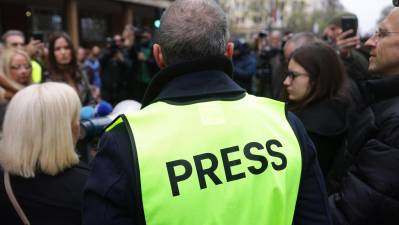 Svoboda medijev po svetu je padla na najnižjo raven v zadnjih 25 letih