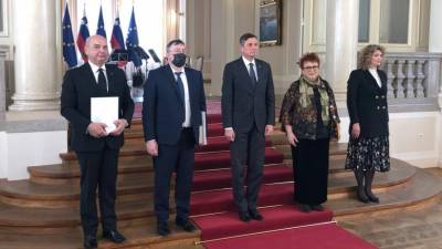Od leve Dipiazza, Bandelj, predsednik Pahor, Rojc in Dobrila (IDE)