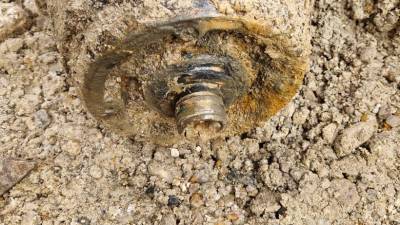 Ena izmed treh najdenih bomb (MONG)