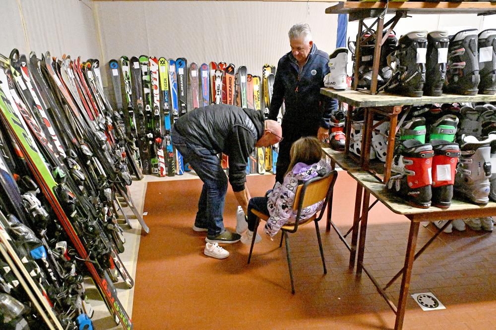 Sejma rabljene smučarske opreme spet vabita