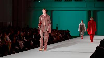 Kreacije mladih finalistov (FOTODAMJ@N)