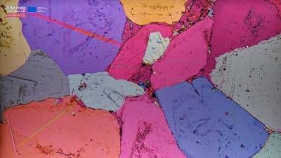 V kamnu se skrivajo umetnine