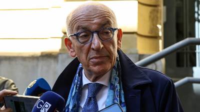 Francesco Paolo Sisto je poklepetal z novo direktorico tržaškega zapora Seleno Marchiuri