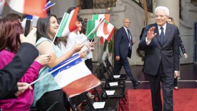 Predsednik Sergio Mattarella na obisku na italijanski šoli v Parizu (FRANCESCO AMMENDOLA/KVIRINAL)