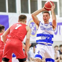 Kontovelov košarkar Gabrijel Terčon je k zmagi prispeval 7 točk (ARHIV)