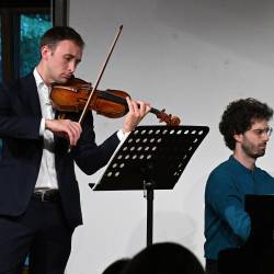 Koncert Adriatic duo - Aleš Lavrenčič in Luca Sacher med nastopom v Devinu (FOTODAMJ@N)