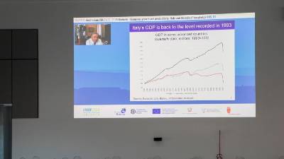 Tudi guverner Banke Italije Ignazio Visco je predaval na daljavo (FOTODAMJ@N)