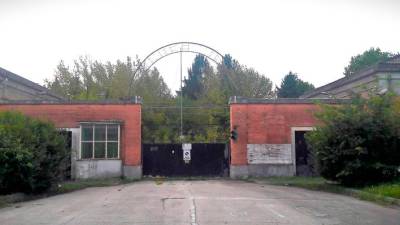 Vhod v nekdanje fašističo taborišč Chiesanuova pri Padovi