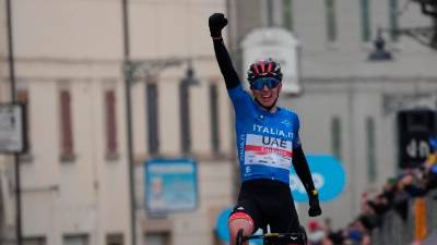 Tadej Pogačar je osvojil šesto etapo od Tirenskega do Jadranskega morja (TIRRENO-ADRIATICO/TWITTER)