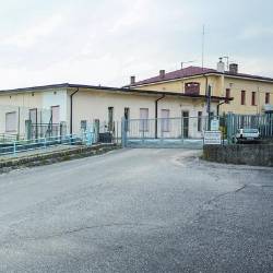 Poslopje nekdanjega vrtca v Sovodnjah (TIBALDI)