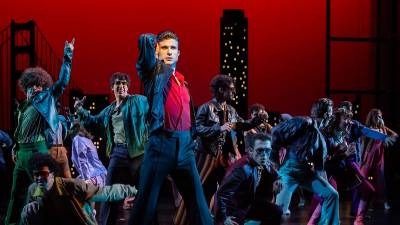 Prizor iz muzikla Saturday Night Fever (IL ROSSETTI)