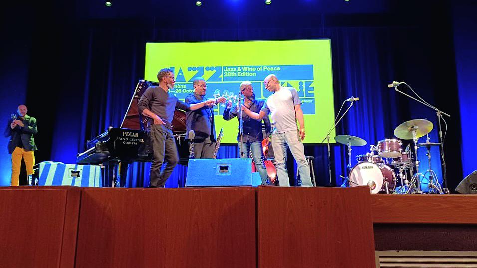 Uspeh džeza s požirkom rebule