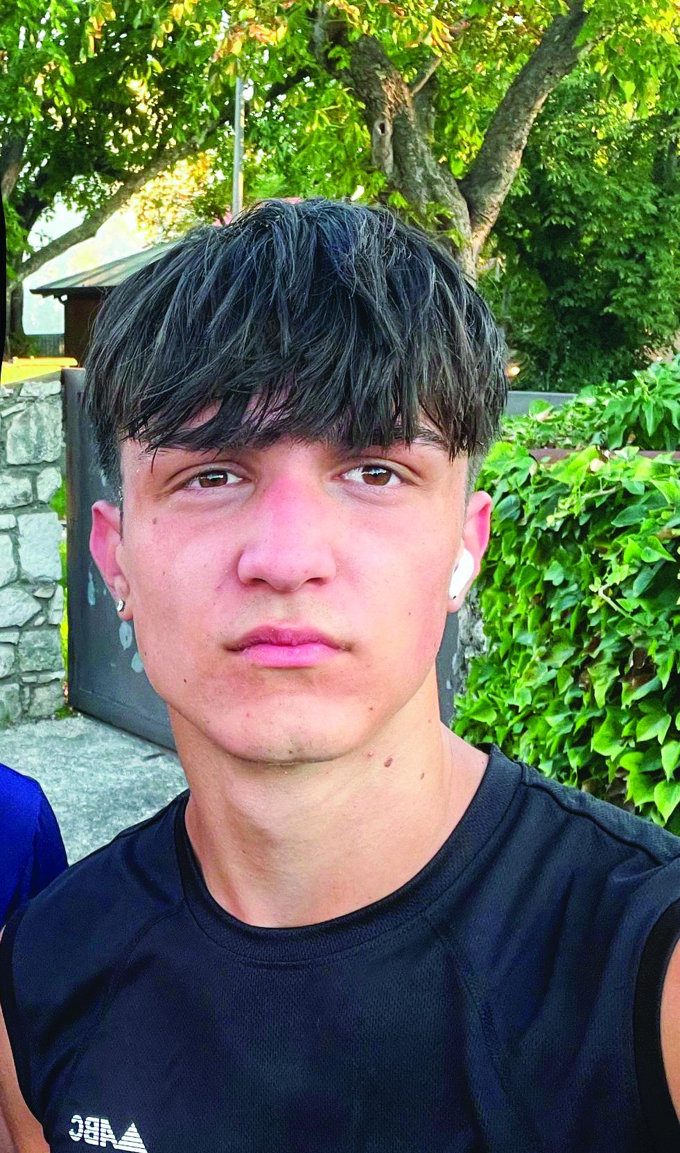 Plavalec Luca Ravalico rad igra tudi nogomet