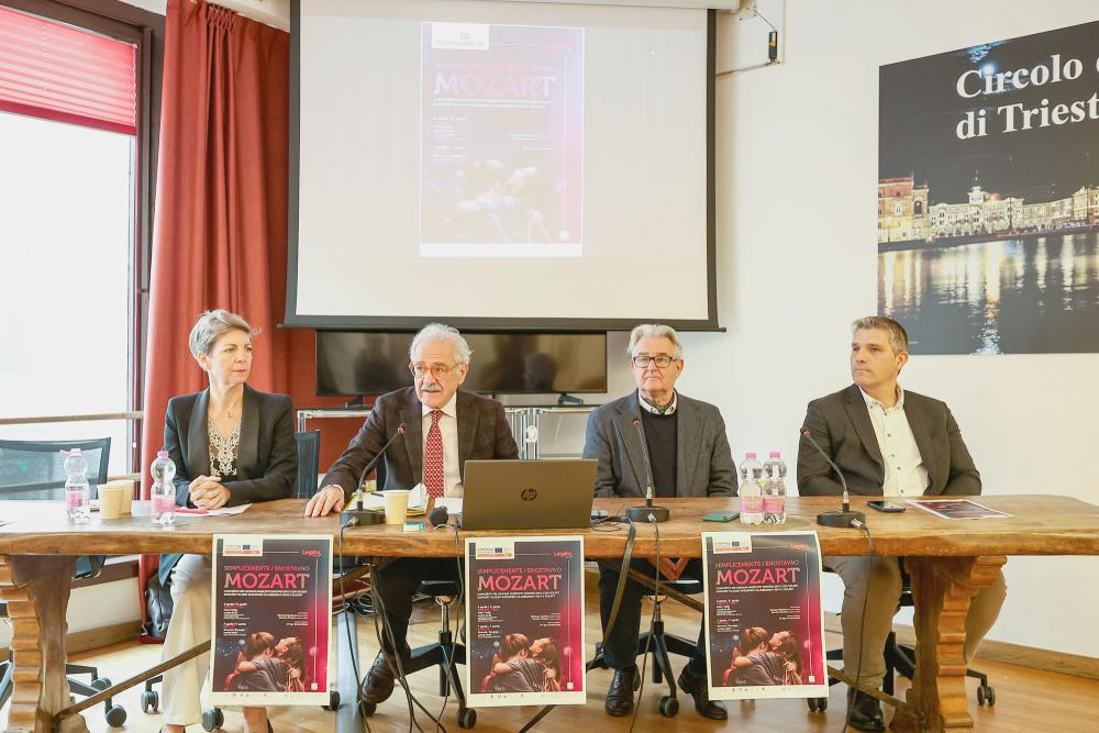 Mladi evropski glasbeniki čezmejno z Mozartovimi mojstrovinami