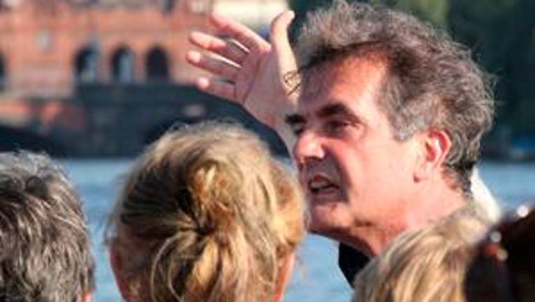 »Fizično praznino so zapolnili«