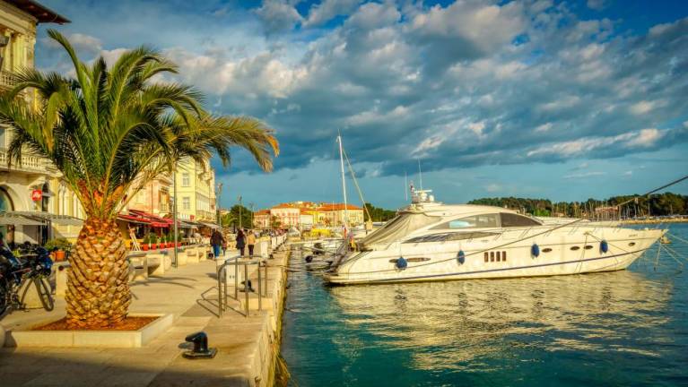 Na Hrvaškem do konca aprila več kot pol milijona turistov