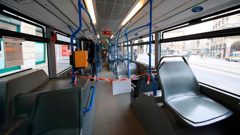 Tržaške ulice povsem samevajo