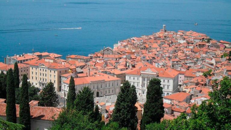 V Sloveniji kot v Italiji: naval na Istro, domačini ogorčeni