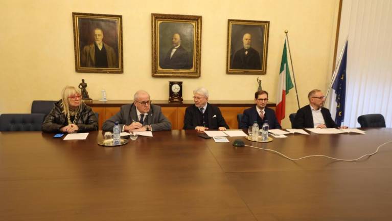 Mesto bodo poživili tudi s plastičnimi kipi živali