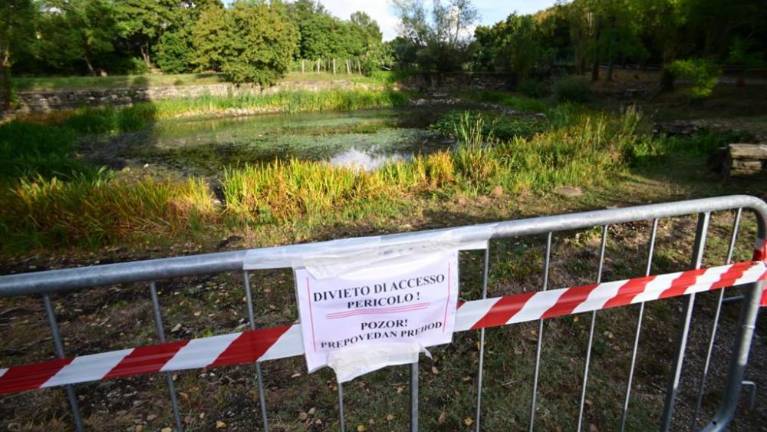 Zagradili Mlako, blato bodo analizirali