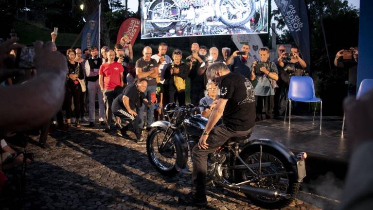 Motociklisti so se spomnili časov, ko so rušili mejo