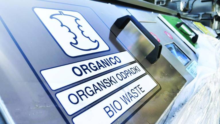 V Miljah nova doba »pametnih« zabojnikov