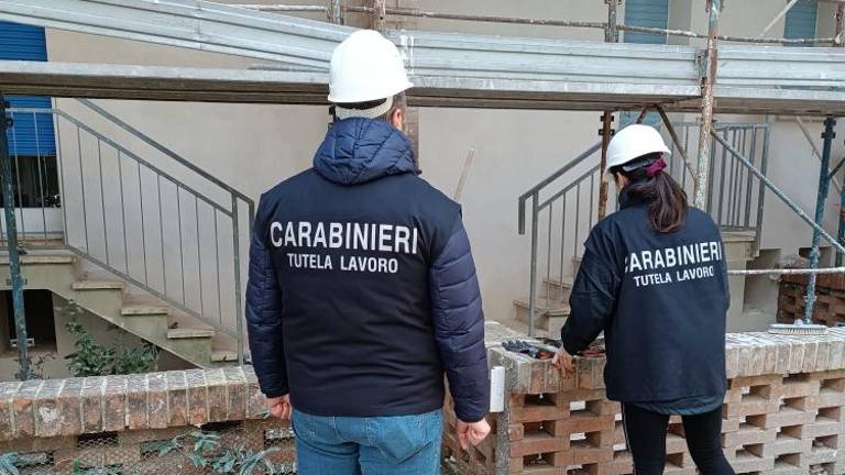 Dvanajst kršitev varnostne zakonodaje