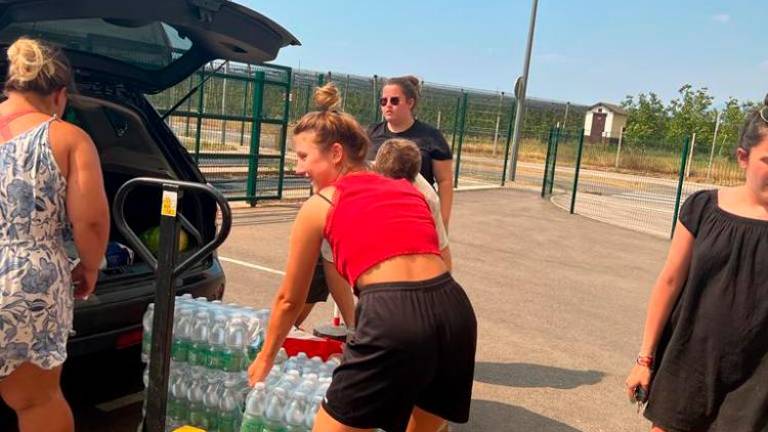 V Doberdobu in Dolu zbirali hrano in pijačo za junake