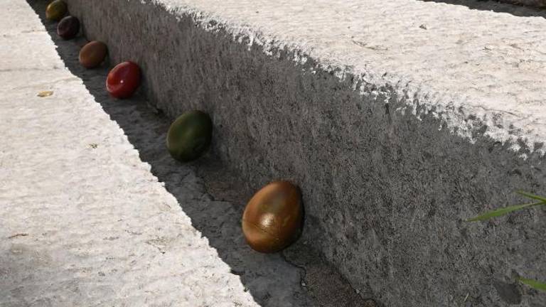 Po dveh letih v Križu spet tučenje jajc