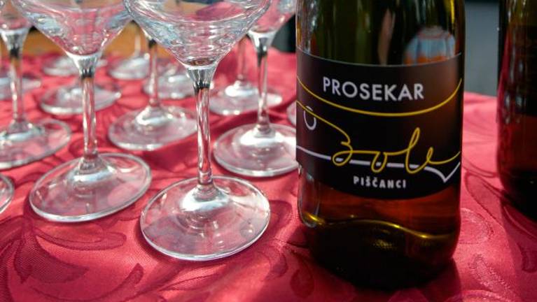 Prosekar ne sme v prodajo