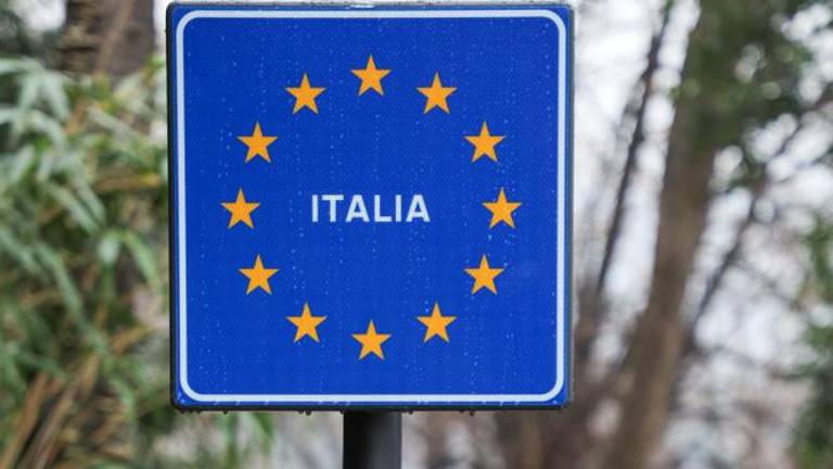 Do samostana na Kostanjevici vodi obnovljena čezmejna pot