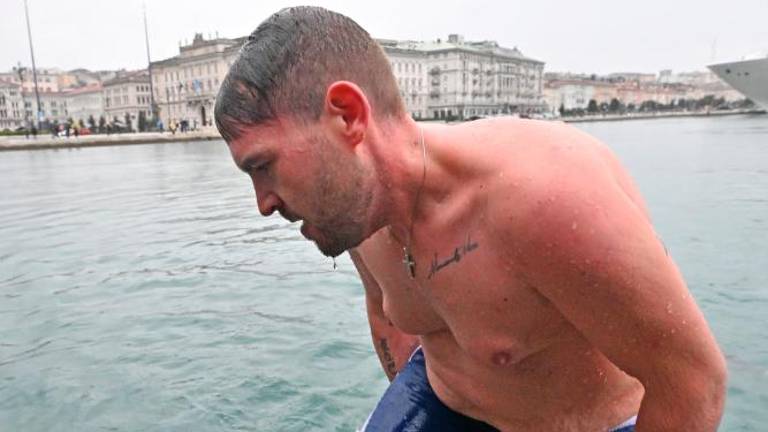 Grško-pravoslavni verniki so praznovali teofanijo