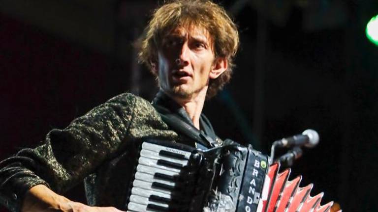 Ethno Histeria World Orchestra na solkanski Mostovni