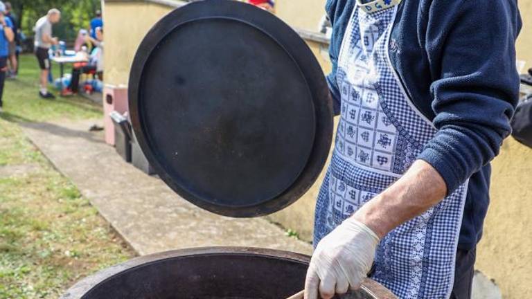 Pred kostanjem na Kremenjak