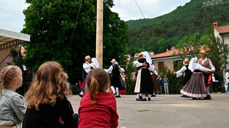 S podiranjem maja padel zastor nad Majenco
